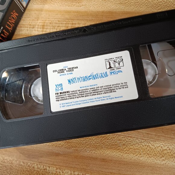 Monty Python and the Holy Grail 1975 (VHS) Widescreen Ed Terry Gilliam Jones VTG - Picture 7 of 7